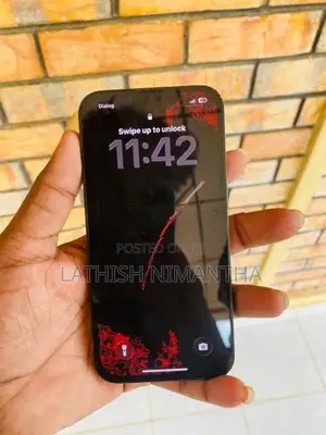Apple iPhone 13 (Used)