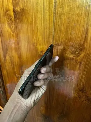 Apple iPhone 7 (Used)