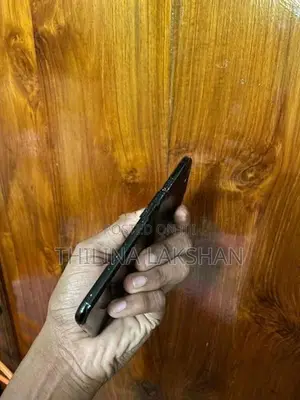 Apple iPhone 7 (Used)