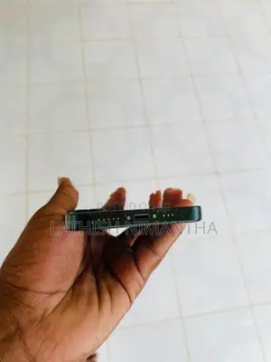 Apple iPhone 13 (Used)