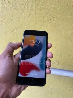 Apple iPhone 7 (Used)