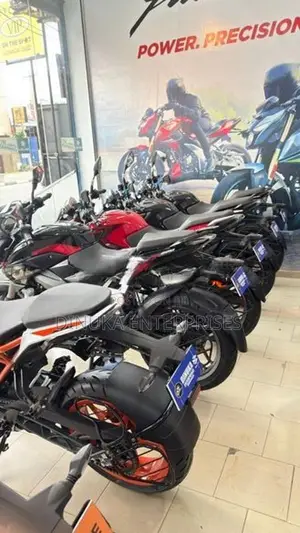 Bajaj Pulsar N160 Premium 2026