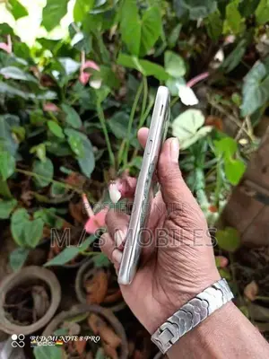Samsung Galaxy J2 (Used)