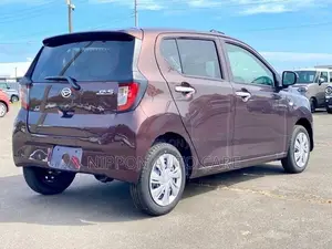 Daihatsu Mira 2025