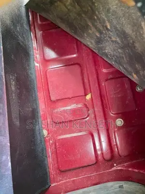 Bajaj RE GooD 2005