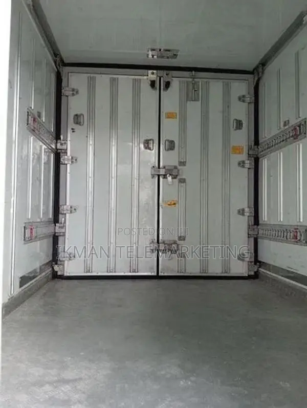Isuzu Elf Freezer Truck 2014