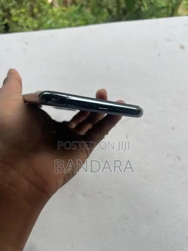 Apple iPhone 11 Pro Max (Used)