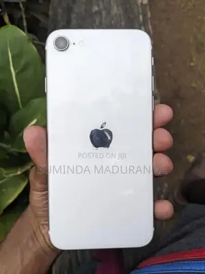 Apple iPhone SE 2 (Used)