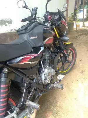 Bajaj Discover 100cc 2012