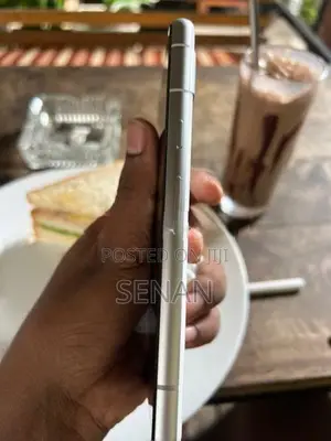 Google Pixel 7a (Used)
