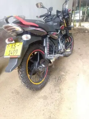 Bajaj Discover 100cc 2012