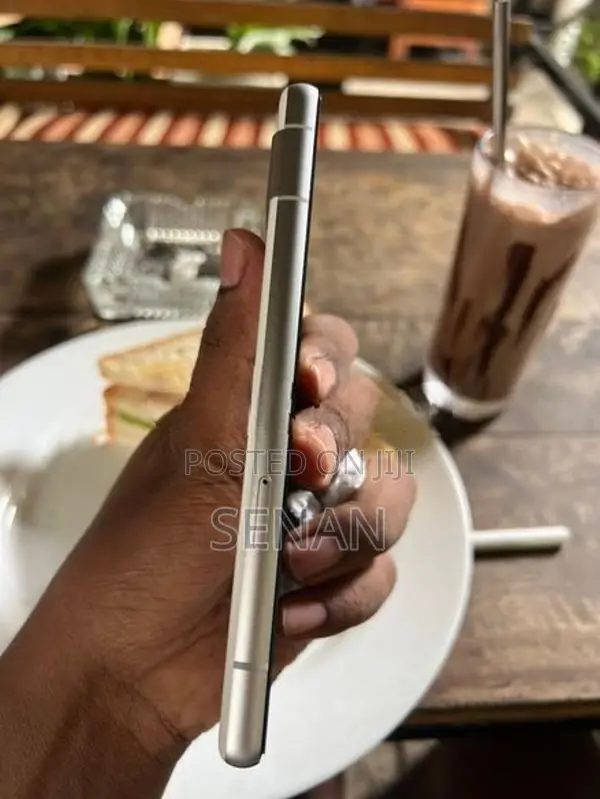 Google Pixel 7a (Used)