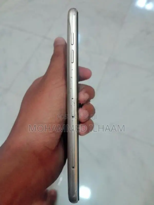 Samsung Galaxy J7 (Used)