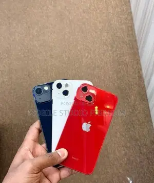Apple iPhone 13 (Used)