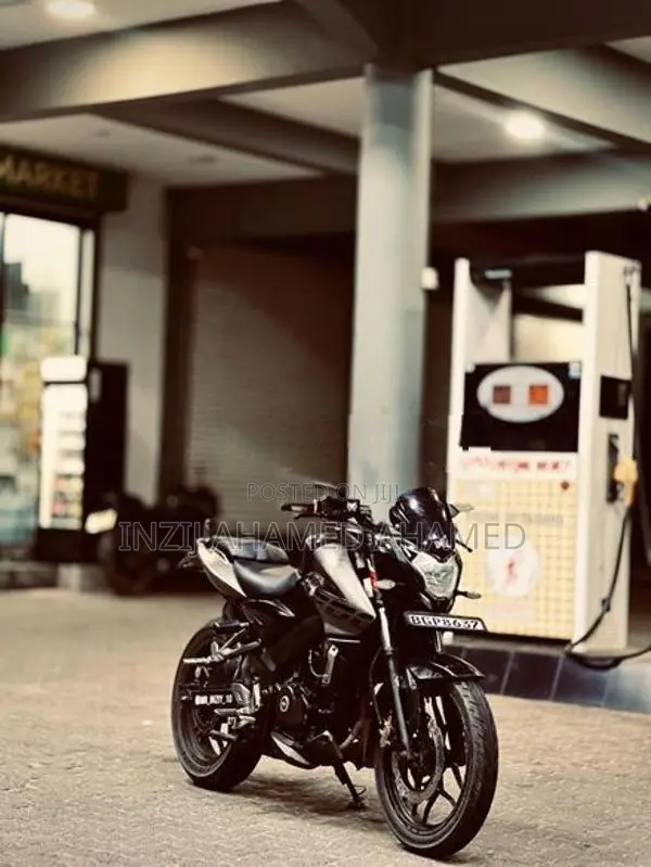 Bajaj Pulsar NS200 Black Edition BS4 2019