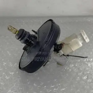 Mitsubishi Pajero IO Brake Booster