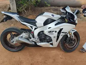 Honda CBR 1000RR 2011