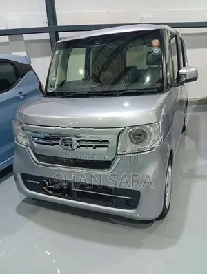 Honda N-Box G 2024