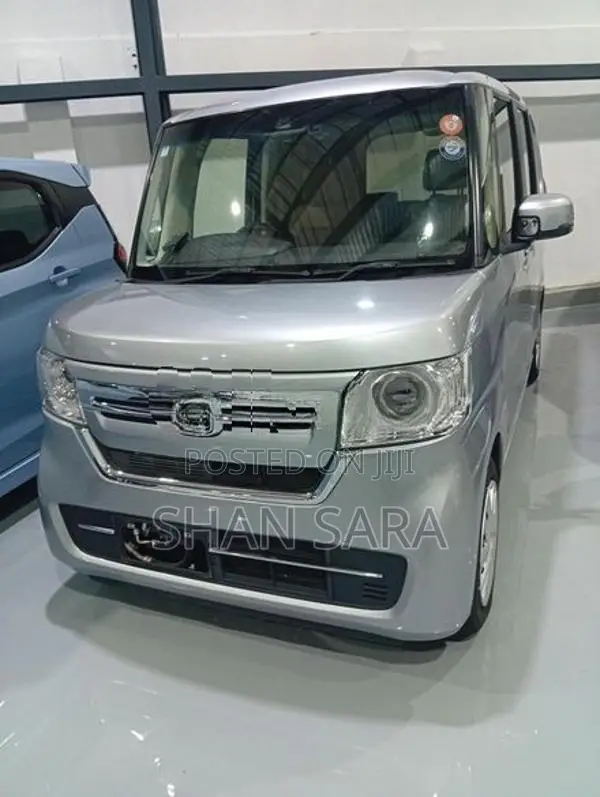 Honda N-Box G 2024