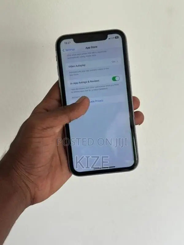 Apple iPhone 11 128 gb (Used)