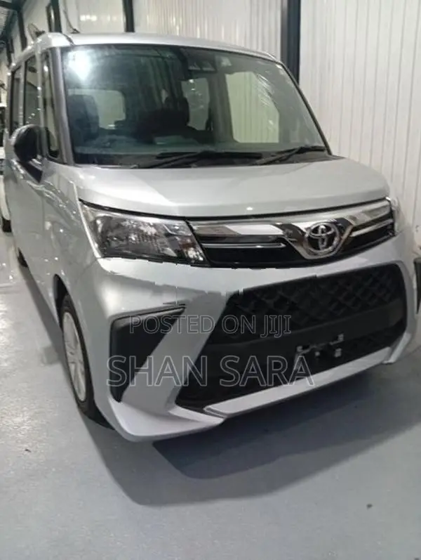 Toyota Roomy x 2024