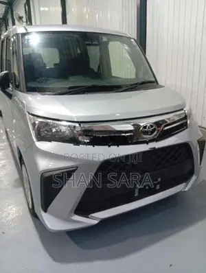 Toyota Roomy x 2024