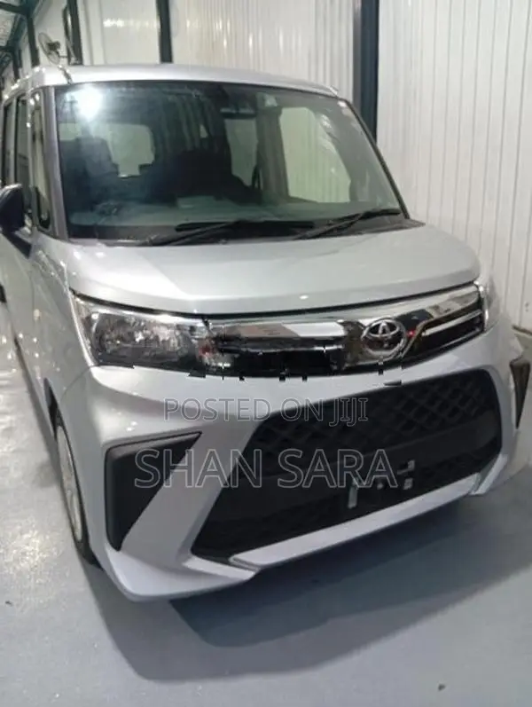 Toyota Roomy x 2024