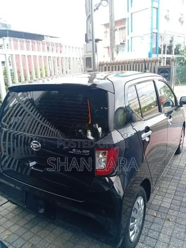 Daihatsu Mira L 2023