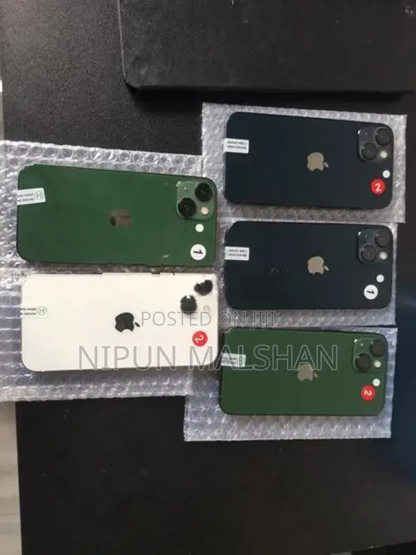 Apple iPhone 13 (Used)
