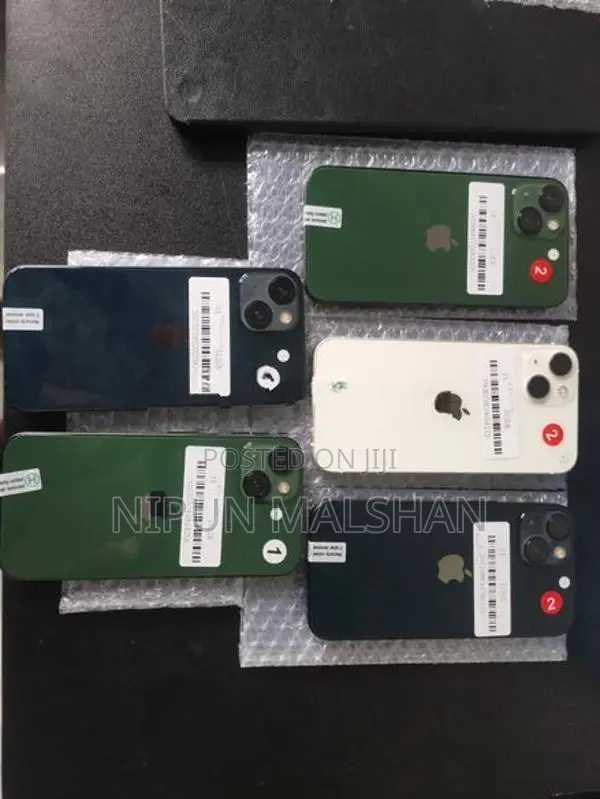 Apple iPhone 13 (Used)
