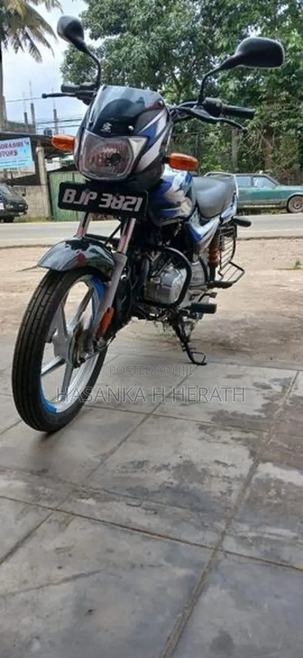 Bajaj CT100 ct 100 2025