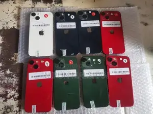 Apple iPhone 13 (Used)