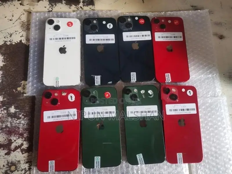 Apple iPhone 13 (Used)