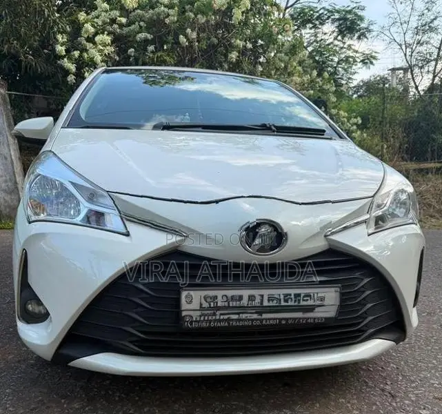 Toyota Vitz 2017