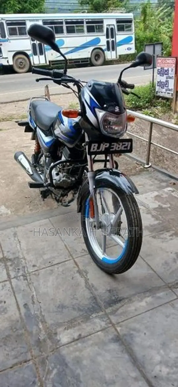 Bajaj CT100 ct 100 2025