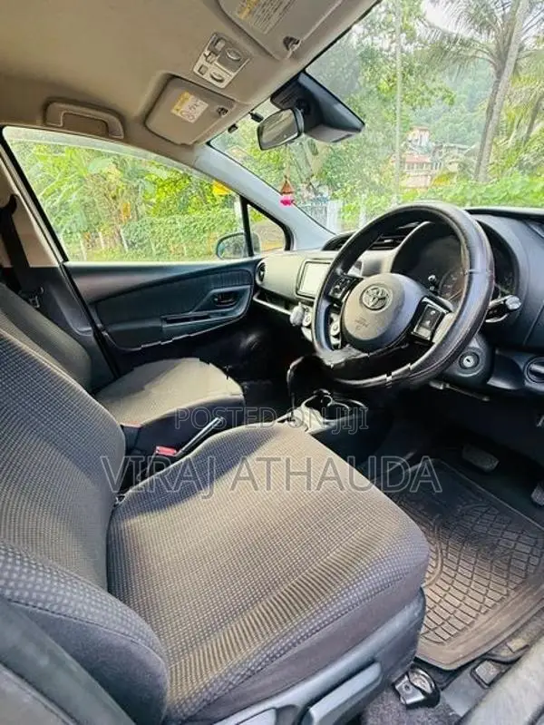 Toyota Vitz 2017