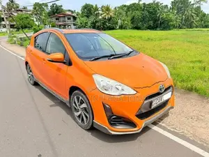 Toyota Aqua X Urban 2014
