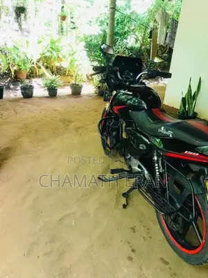 Bajaj Pulsar 180 2006