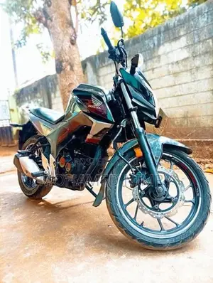 Honda CB Hornet honert 160R 2018