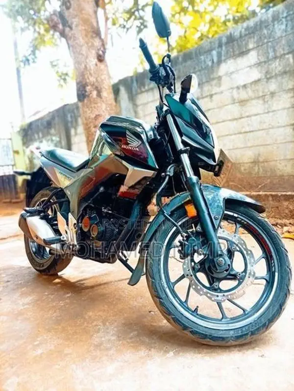 Honda CB Hornet honert 160R 2018