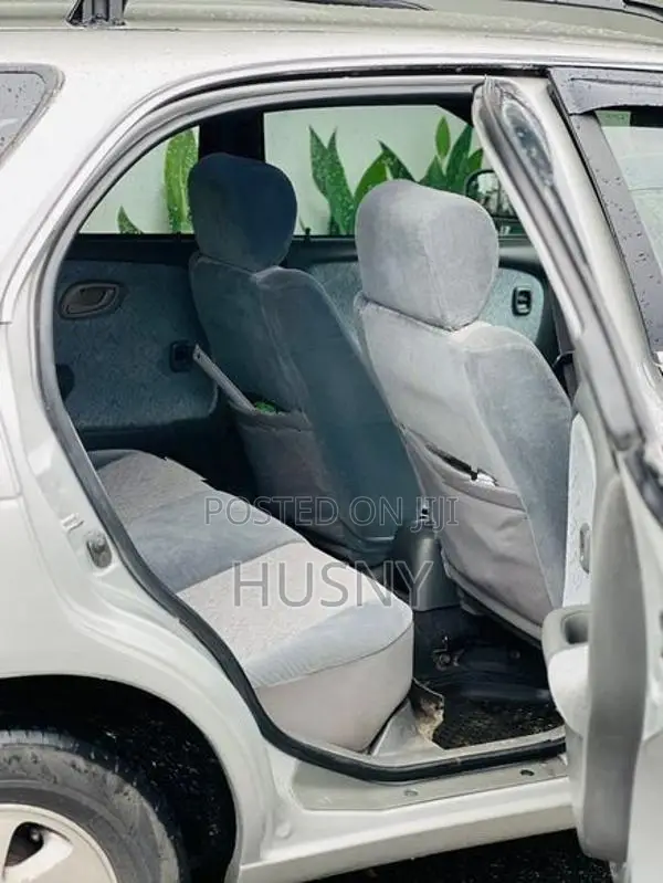 Suzuki Cultus 2001