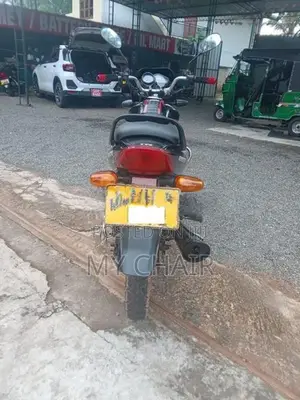 TVS Metro 2011