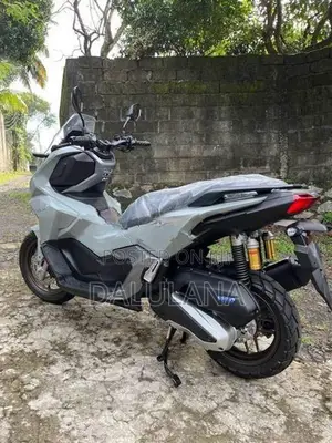 Honda ADV 160 2026