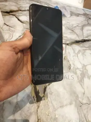 Samsung Galaxy M21 64GB (Used)