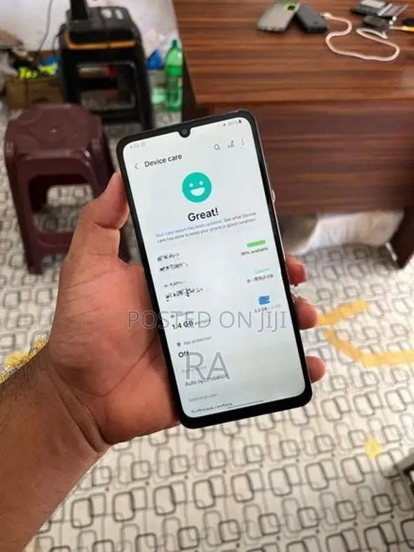 Samsung Galaxy A06 128GB (Used)