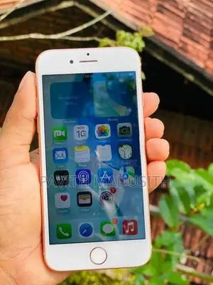 Apple iPhone 8 (Used)