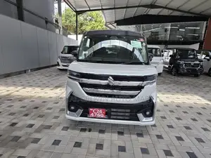 Suzuki Spacia Custom Hybrid XS 2025