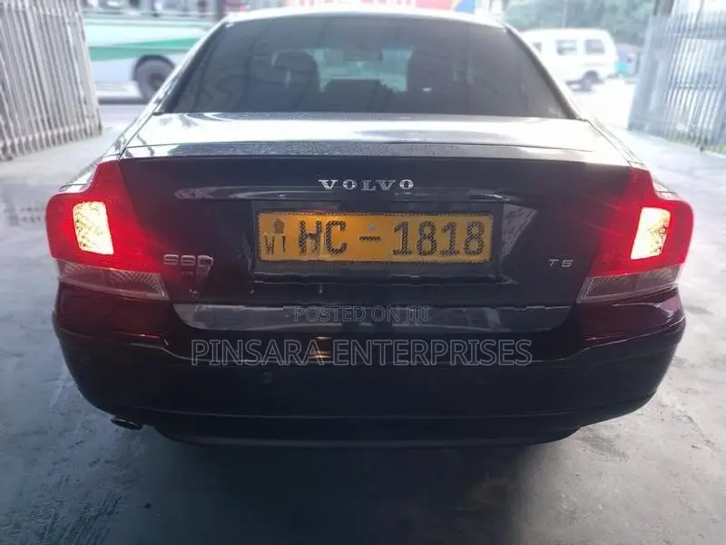 Volvo S60 2004