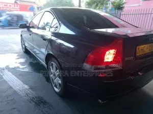 Volvo S60 2004