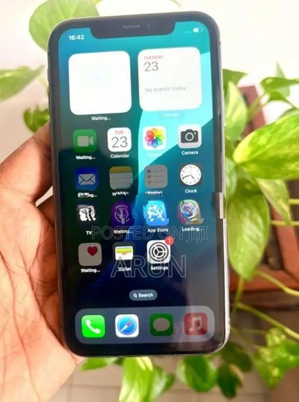 Apple iPhone 11 128GB (Used)